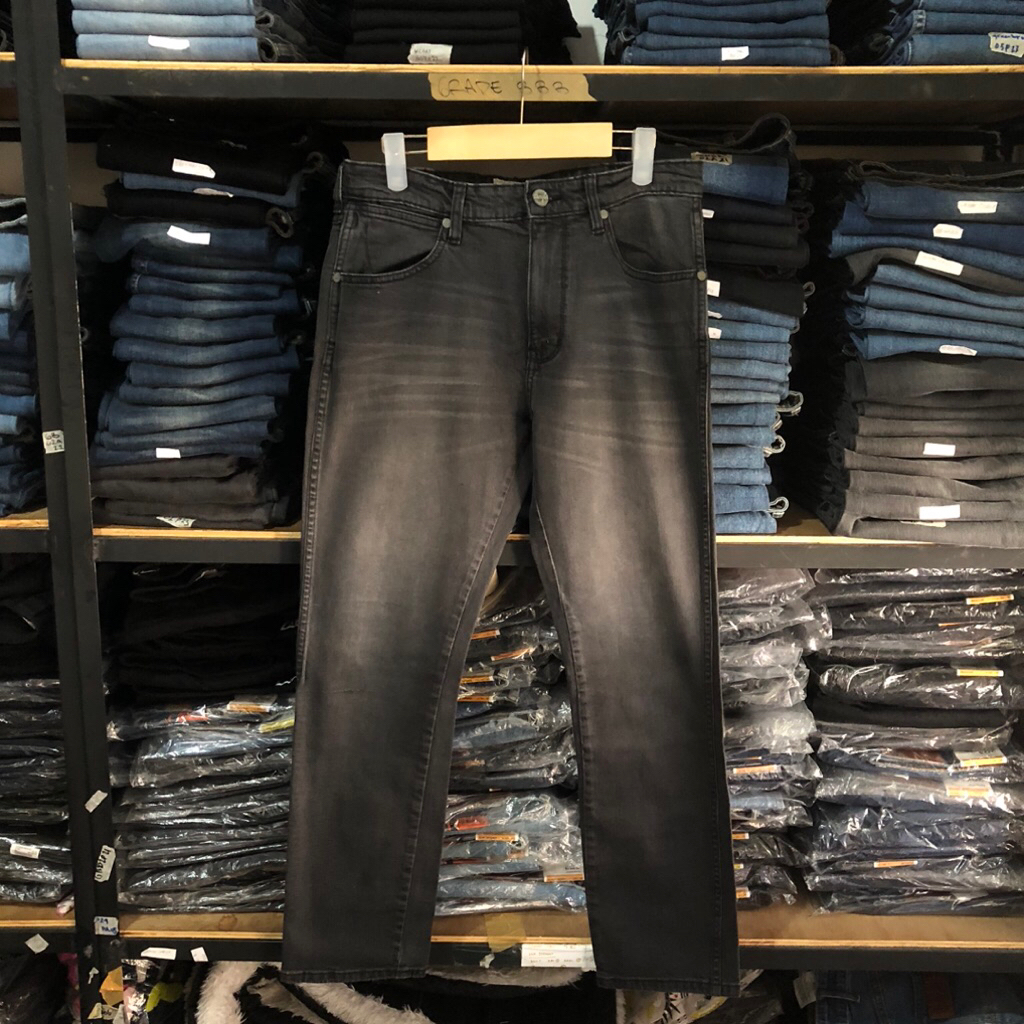 WRGR LARSTON JEANS SM7BC01P23 GRADE C READ DESCRIPTION