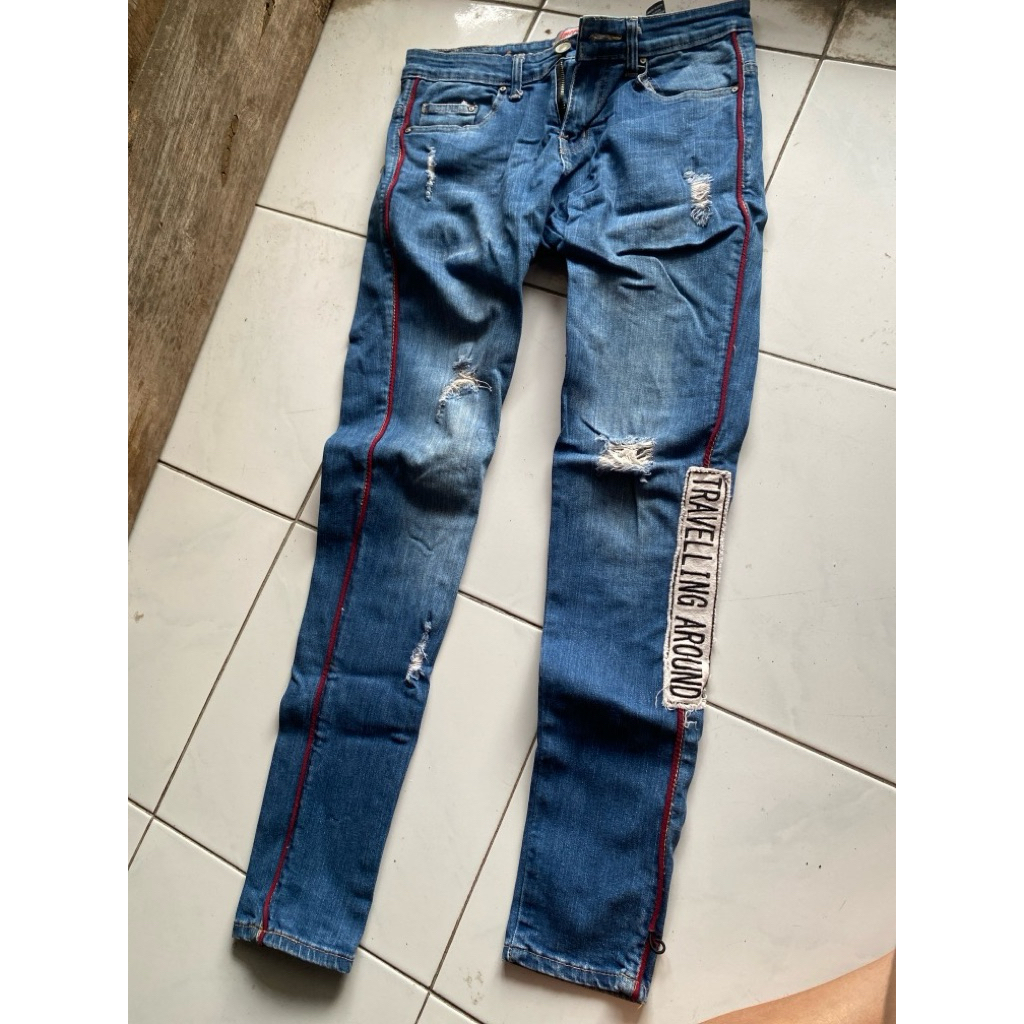 MATAHARI BRAND JEANS AMERICAN JEANS SIZE 28-29 40k