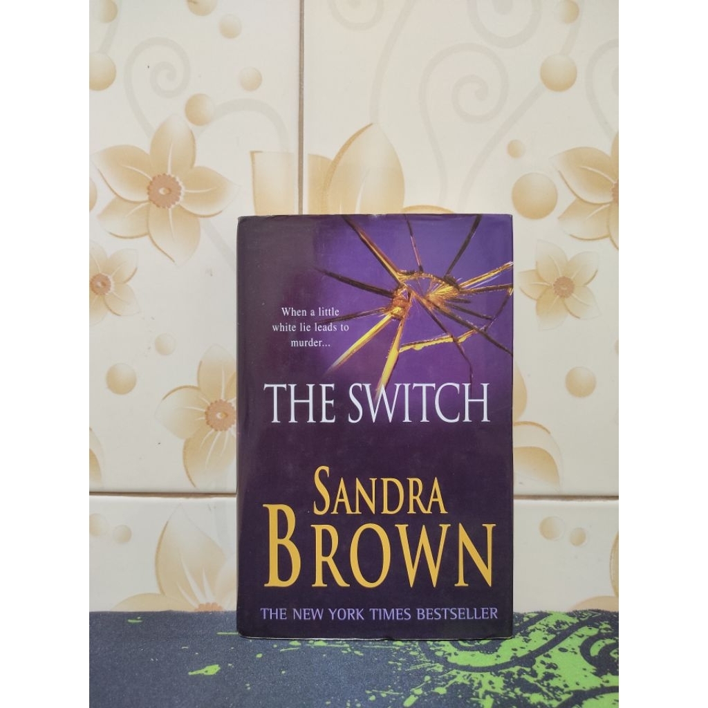 (หนังสือ) The Switch ~ Sandra Brown (อังกฤษ)
