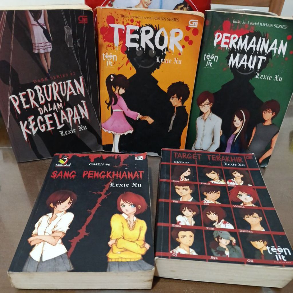 หนังสือนิยายวัยรุ่น Mystery Horror Horror Fighters Criminal Procedures ราคาหยด