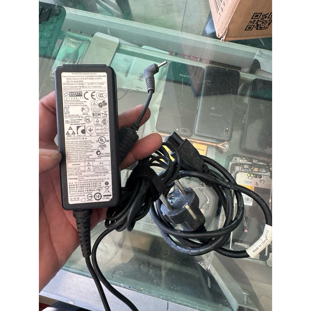 SAMSUNG ATIV SMART PC 500T 12V 3.3A 40W ORIGINAL CHARGER ADAPTER