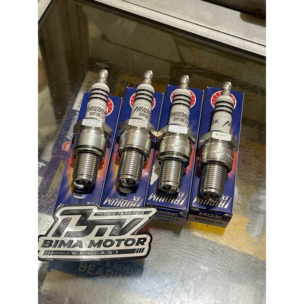 NGK IRIDIUM IX SPARK PLUG สําหรับ NINJA/SATRIA USE CODE BR8EIX
