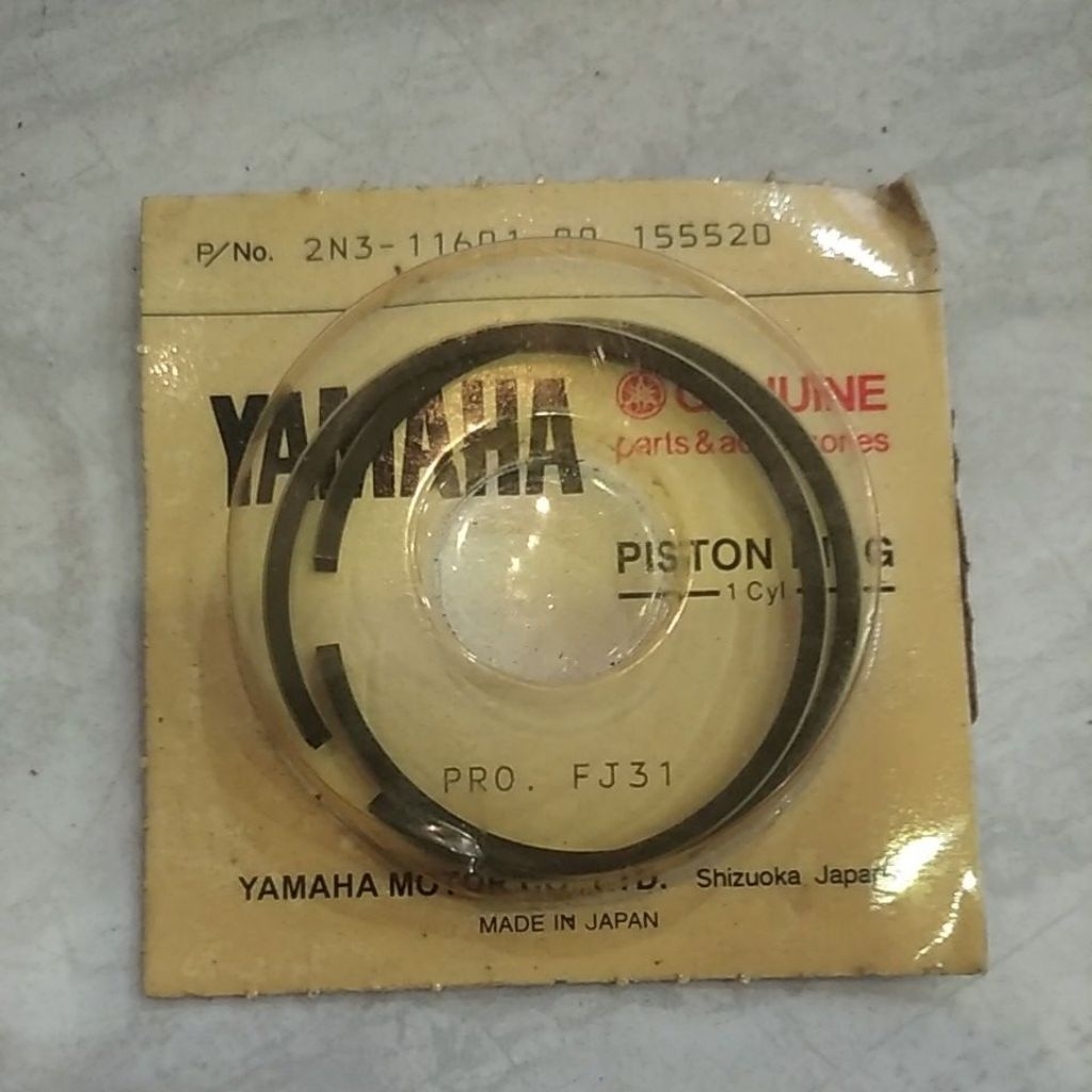 Yamaha L2SN L2 SUPER L2G 2N3-12601-30 OS 0.00 STD แหวนลูกสูบ Made In Japan