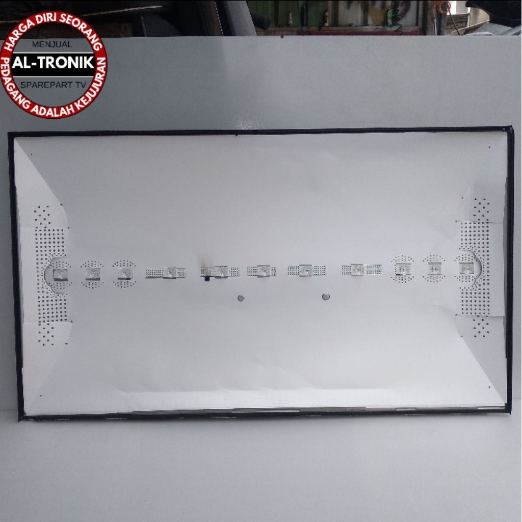 TCL 32 นิ้ว LED TV BACKLIGHT รุ่น 32G9 TCL 32G9 ไฟหลัง
