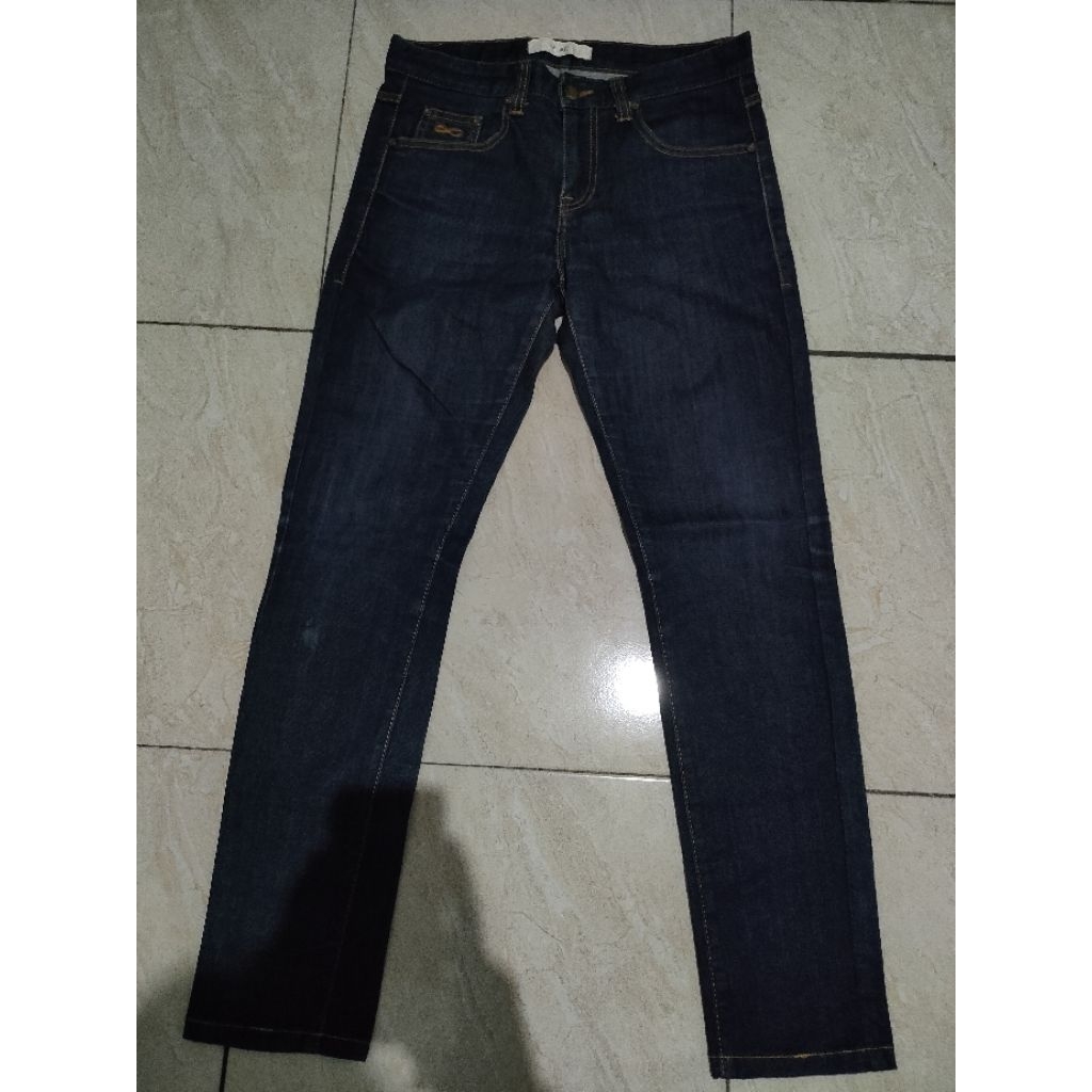 กางเกงยีนส์ PLAC Berlin