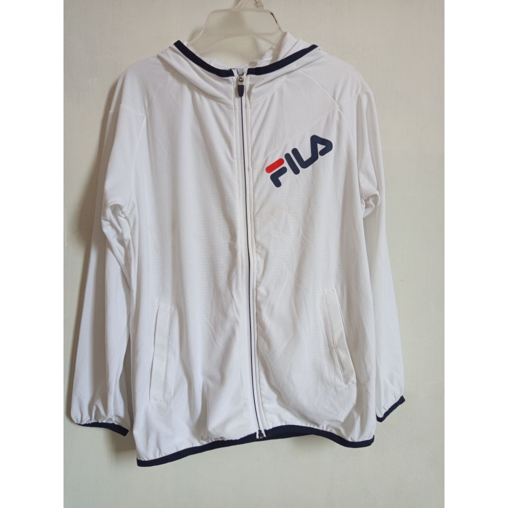 เสื้อกีฬาเด็ก Fila**