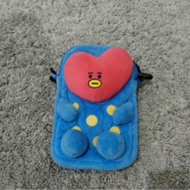 Taehyung V BTS Set - กระเป๋าสะพายข้างขนาดเล็ก Tata BT21 & Mattel Doll Taehyung Idol - Preloved