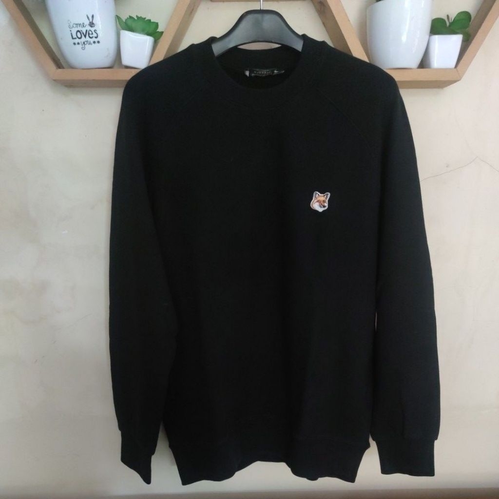 คอกลม Maison Kitsune