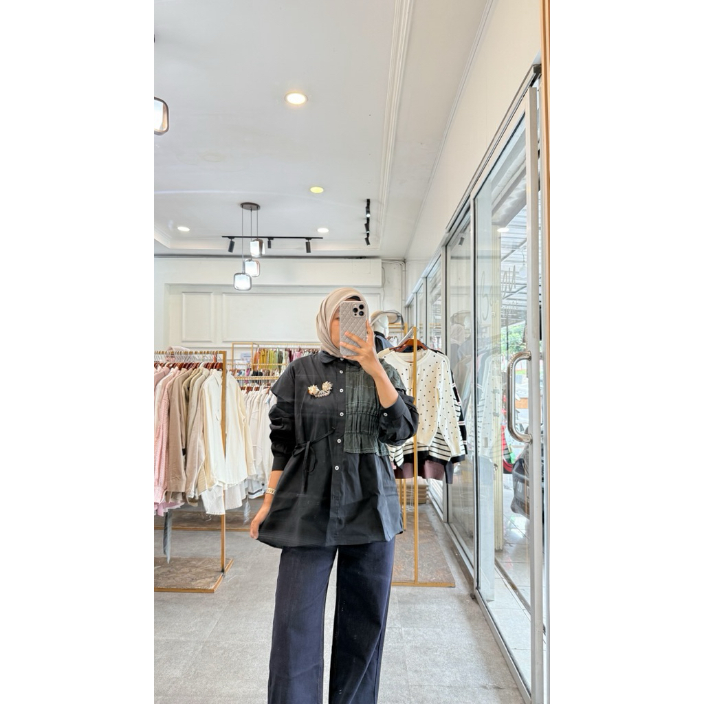เสื้อ AMELIA********