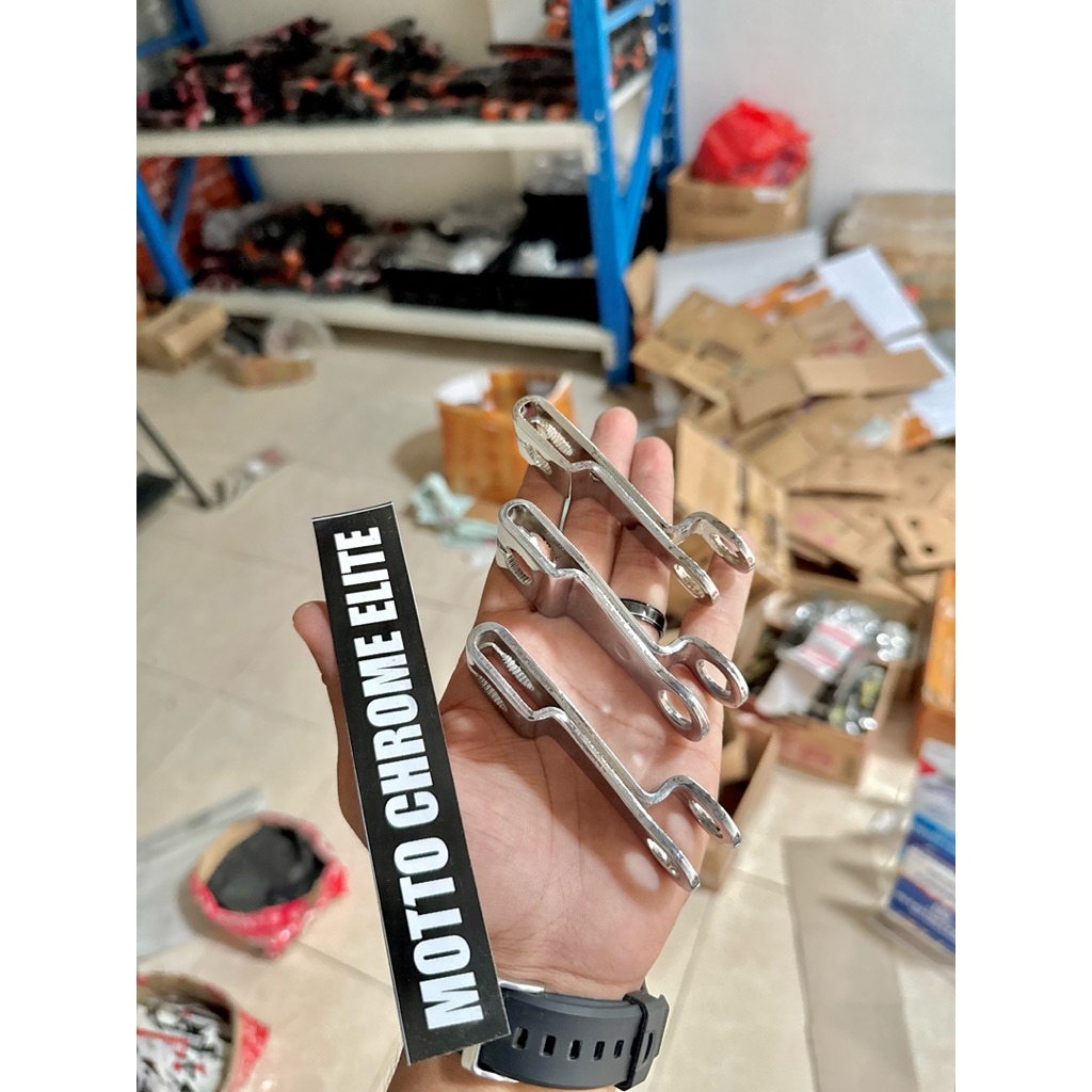 43410 KPH 900 เบรคด้านหลังสูง KARISMA SUPRA X125 BLADE REVO original CHROME