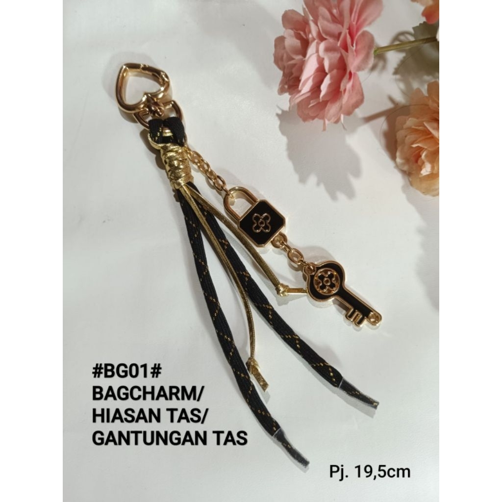 BC01 BAG CHARM PADLOCK