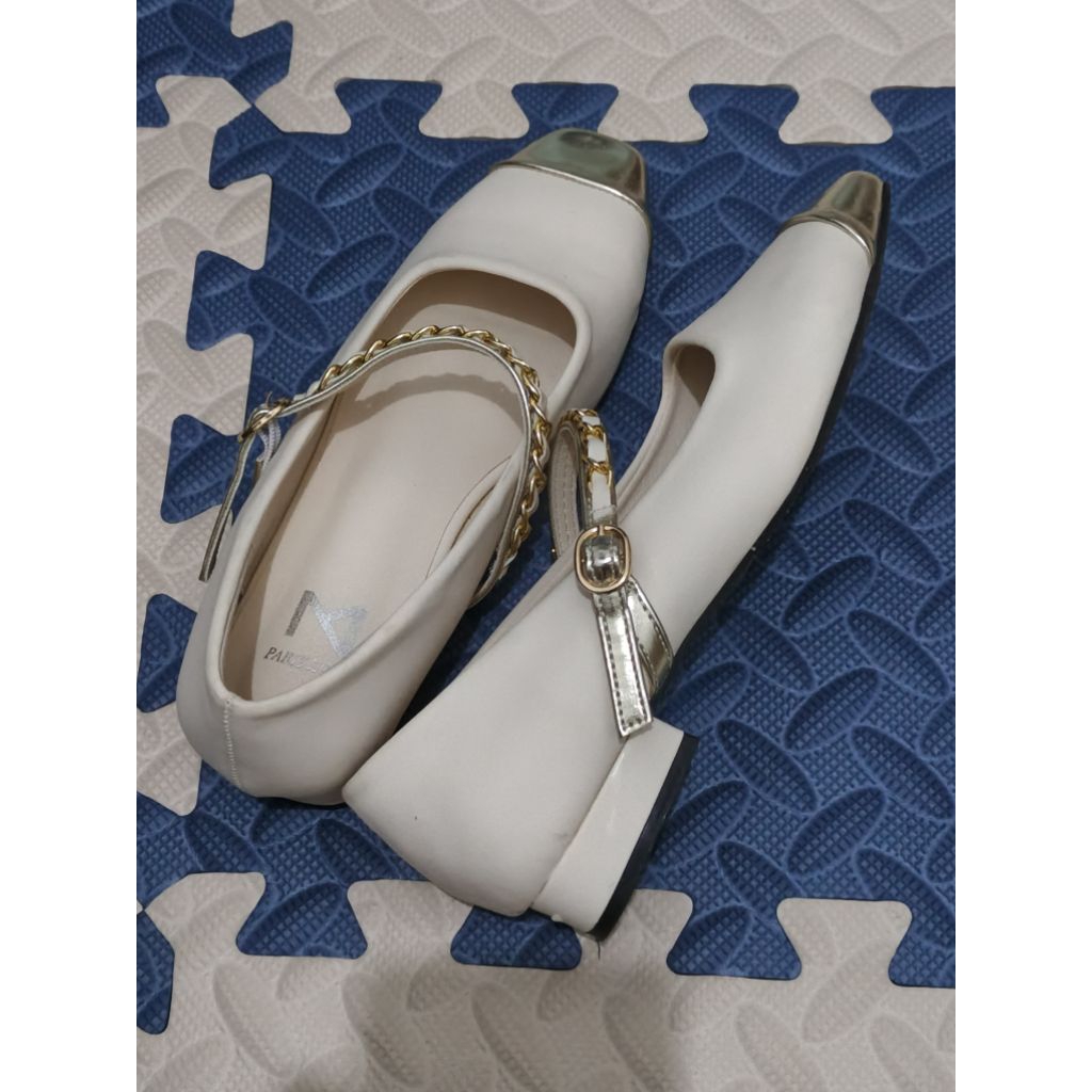 (PRELOVED) รองเท้า Paris Zoey Mary Janes ดั้งเดิม