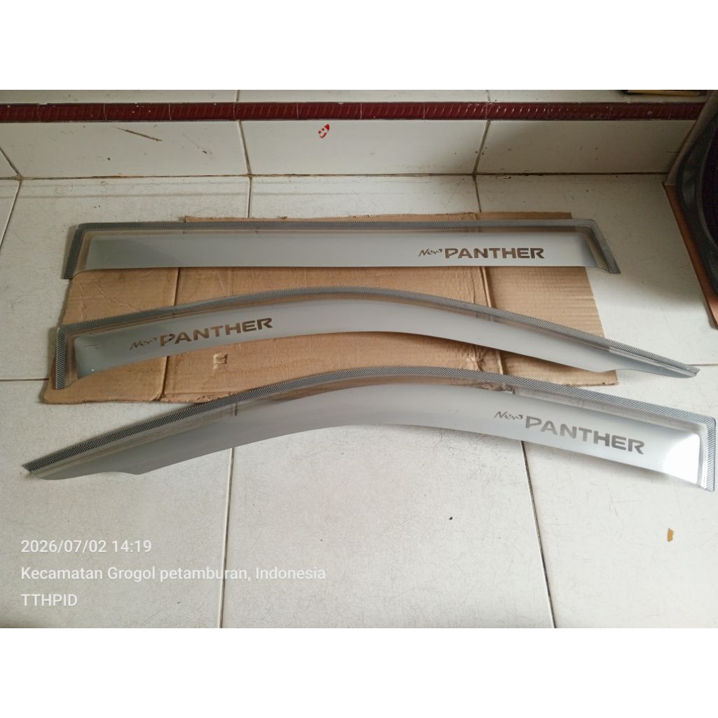 Isuzu New Panther Panther Panther 2000-2020 Silver Water Gutter