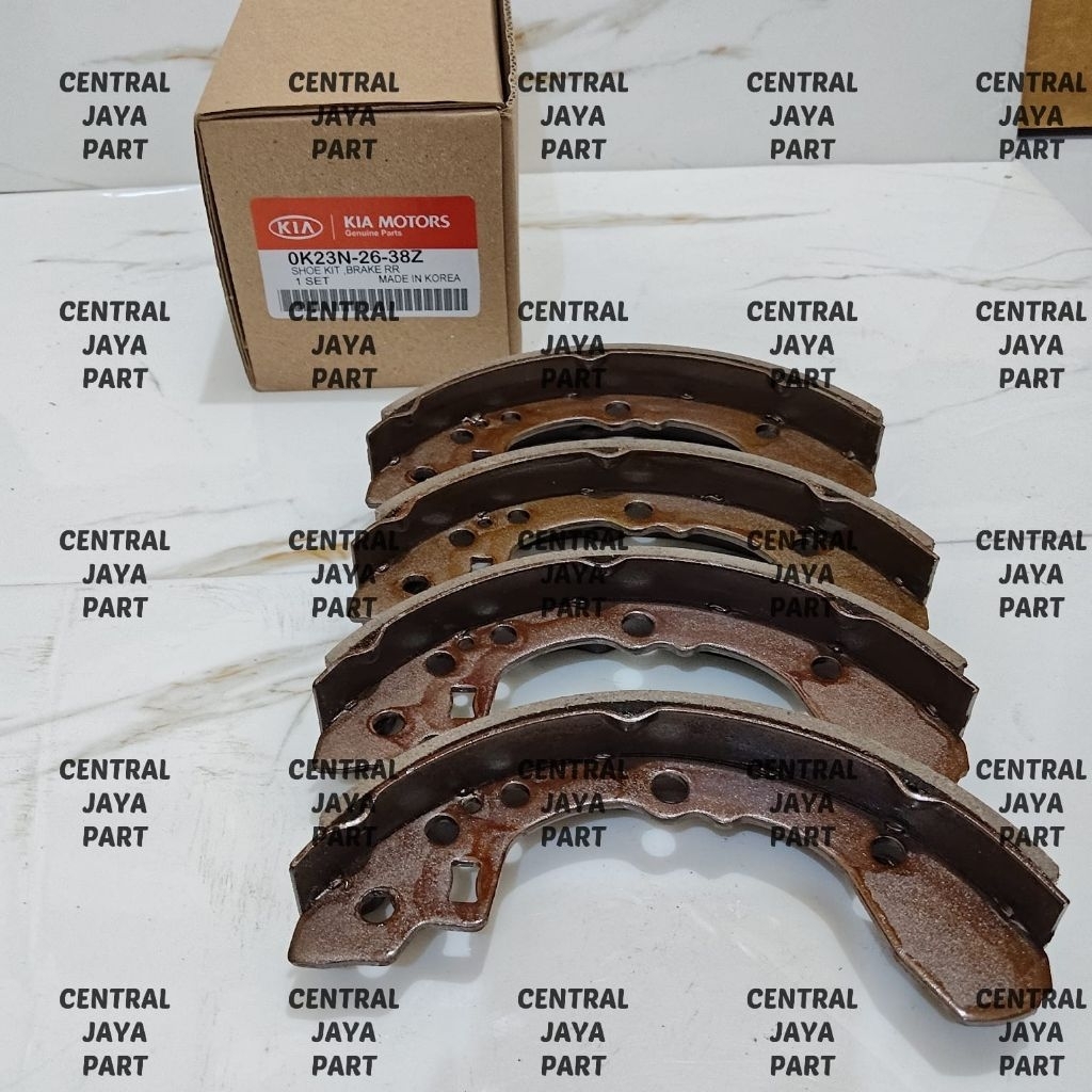 KIA TIMOR ผ้าเบรกด้านหลัง 1 ชุด 4 ชิ้นต้นฉบับ 0K23N-26-38Z