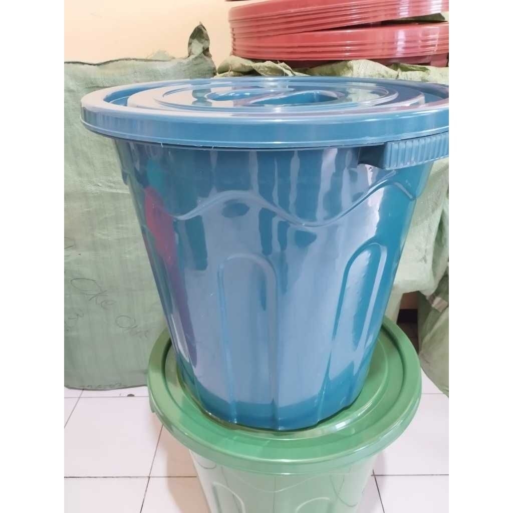 ถังพลัสฝา60ลิตรสีถังจัมโบ้บวกฝา60ลิตรสีถังพลาสติกขนาดใหญ่60ล