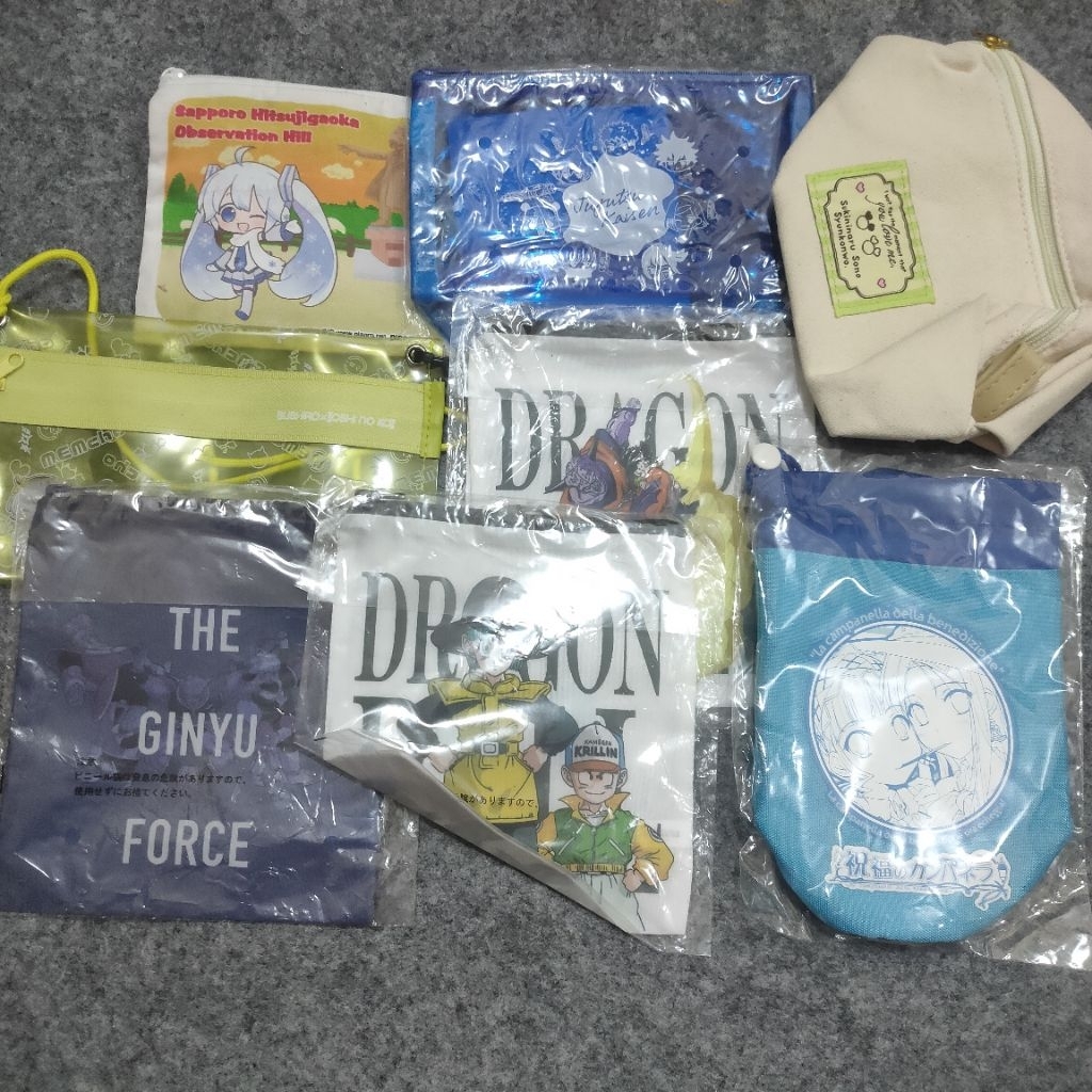 กระเป๋ากระเป๋าสตางค์ Merch Etc