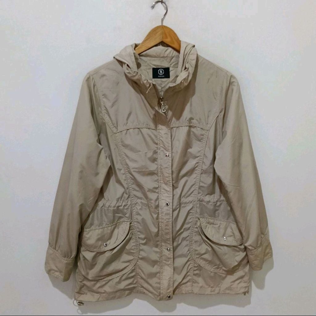 เสื้อแจ็คเก็ตเสื้อคลุมกันลม Bogner