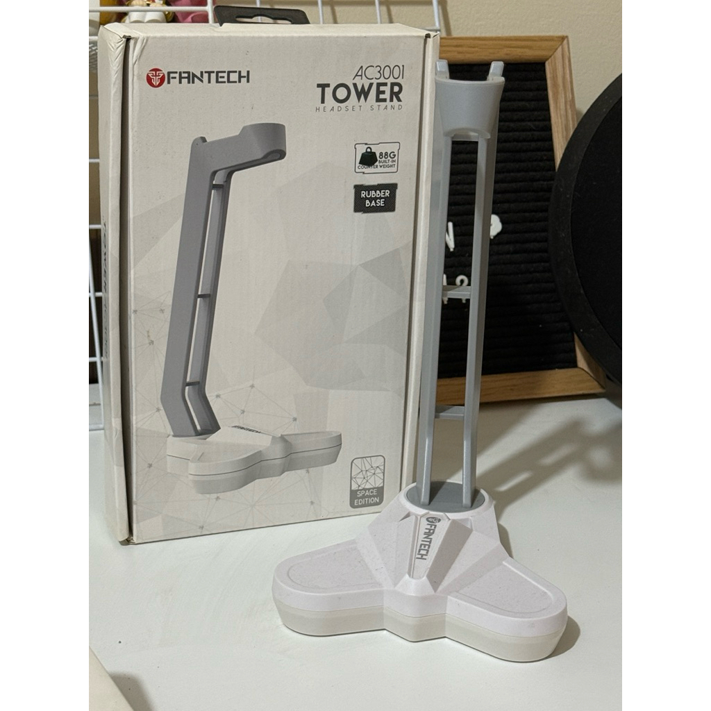 [PRELOVED] FANTECH AC3001 TOWER ขาตั้งชุดหูฟัง