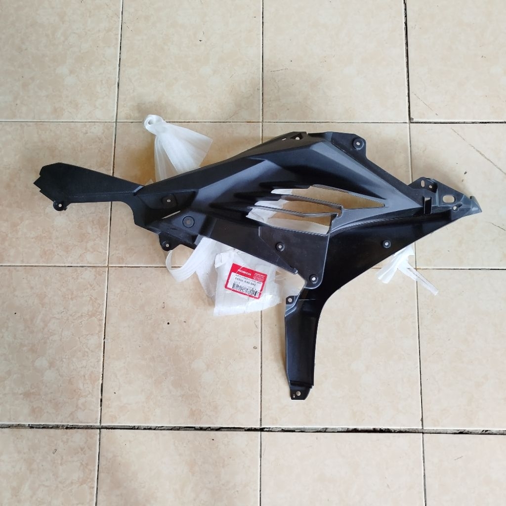 Cowl แฟริ่งด้านในขวา CBR150R CBR 150R 2016-2020 ใหม่ Original AMM 6433A-K45-N40