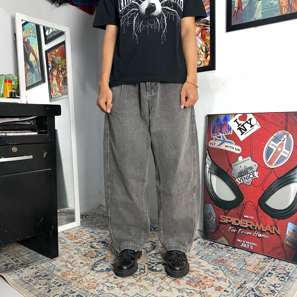 GU BALLOON BAGGY GREY JEANS