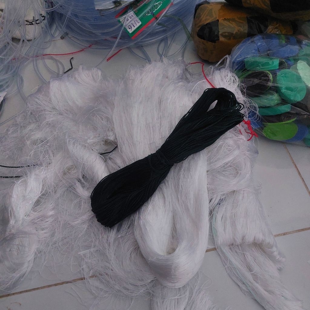 วัสดุไนลอน D2 Rat Net 2.5 INCH 50mtr x 80cm (เฉพาะเน็ต+เชือกโบนัส)