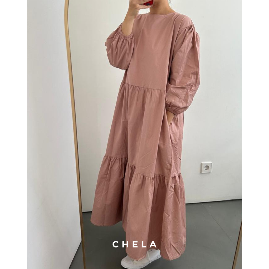 CHELA - ชุดเดรส Ixora