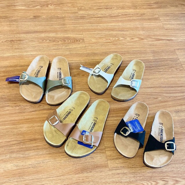 รองเท้าแตะผู้หญิง FLAT SANDALS - BRK SANDALS