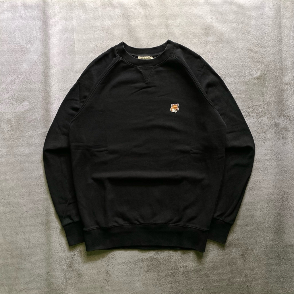 คอกลม Maison Kitsune