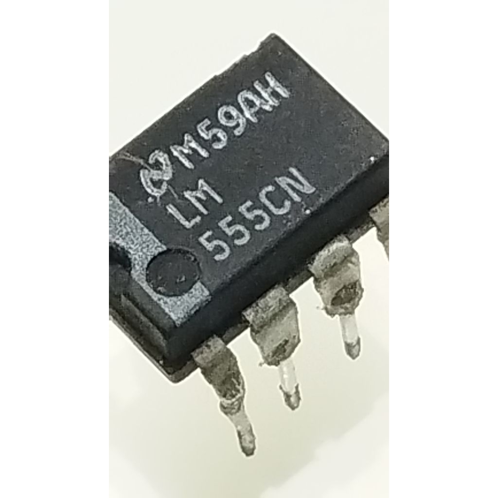 ไอซี LM 555CN*******