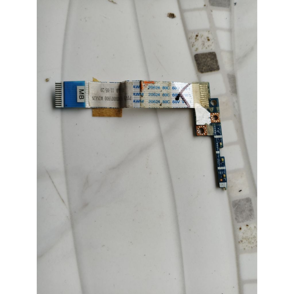 Acer ASPIRE หนึ่ง LED