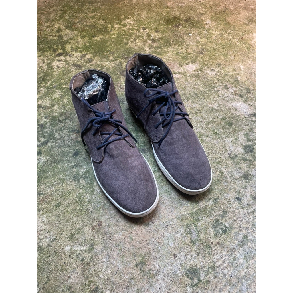 Cole haan หนังกลับ chukka สําหรับผู้ชาย