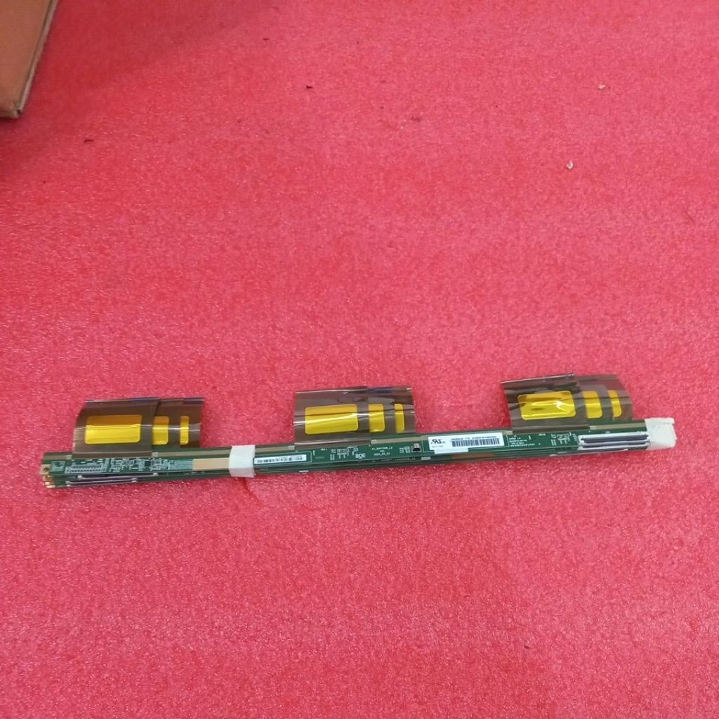 บอร์ด T con และ chof / t con และ chof / HV650QUB-F7E / TV MODEL 65UA7350 PSB