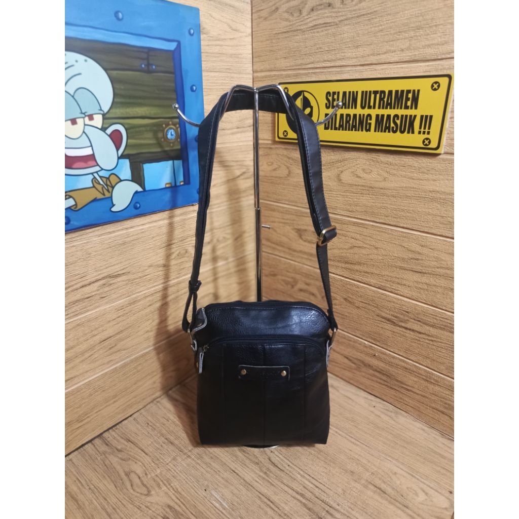 Omar Sharif paris กระเป๋าสะพายหนังแท้มือสอง