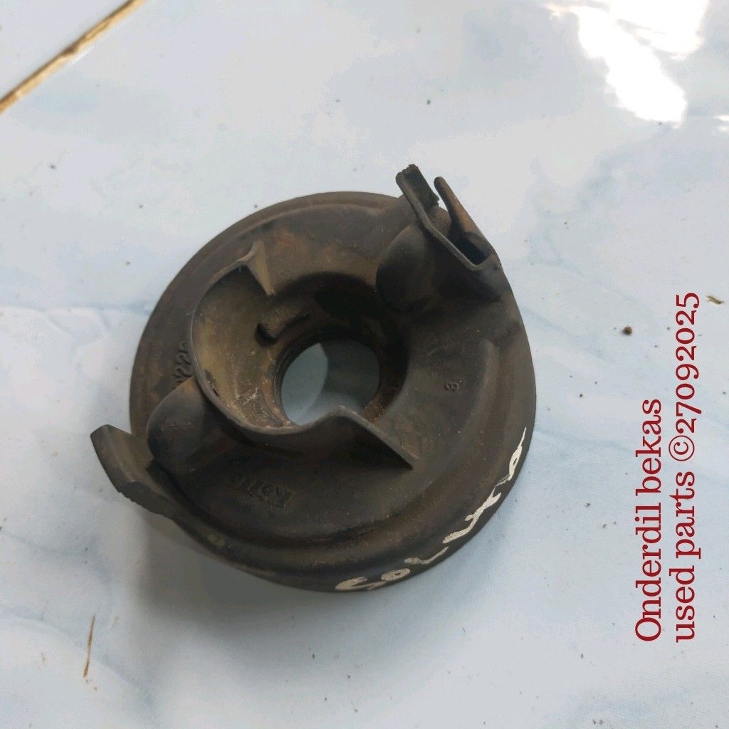 ยางไฟหน้า Toyota Soluna