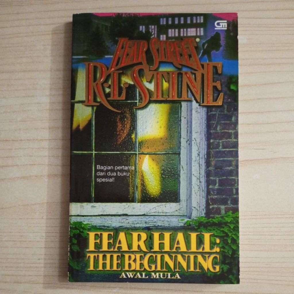 NOVEL FEAR STREET FEAR HALL THE BEGINNING EARLY MULA โดย RL STINE