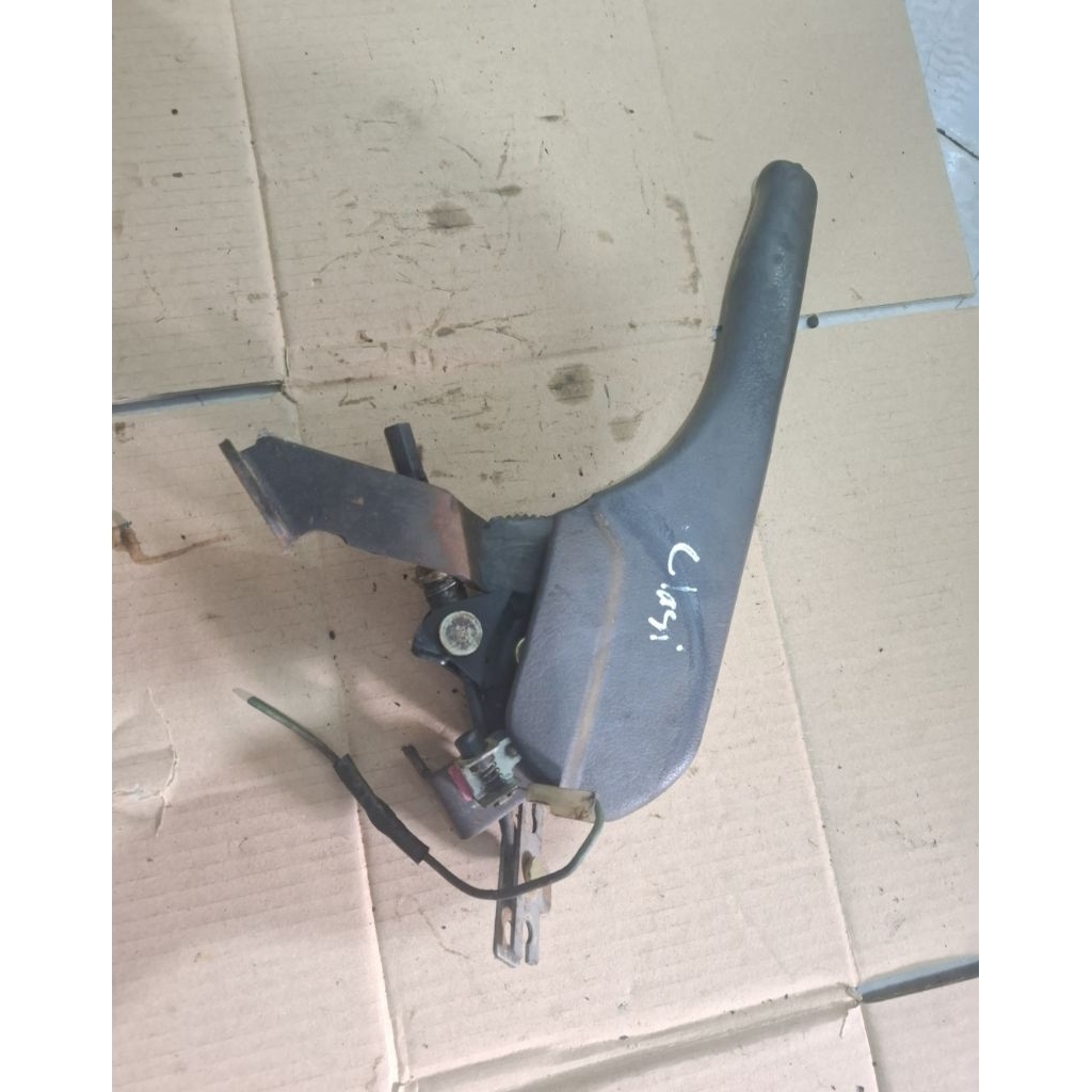 Charade clasy classy winner g102 cx g100 88-96 คันไม้เบรคมือ