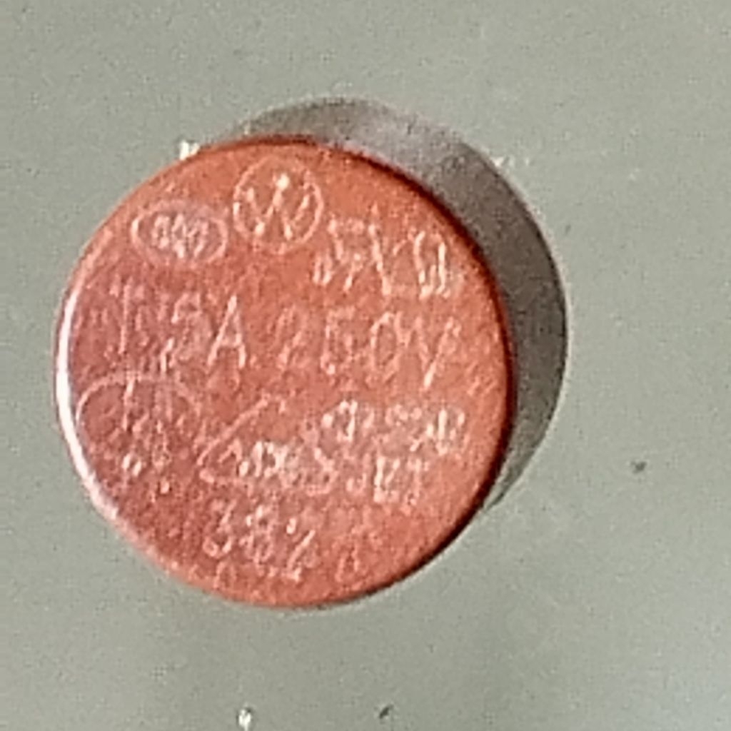 T5A 250V ฟิวส์กลม***