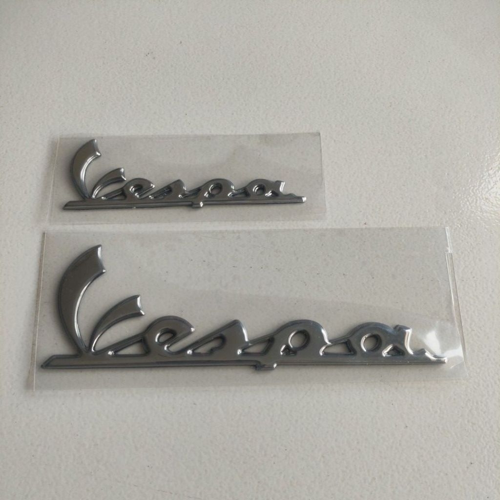 Original Vespa Emblem Size 15 x 5 & 9.5 x 3.3 (1 ชิ้น)