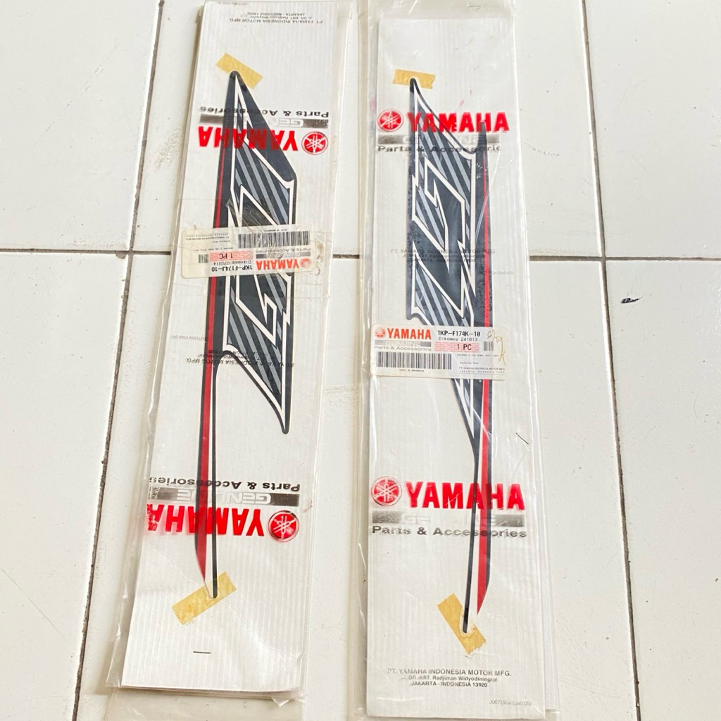 Yamaha Soul GT 2012 2013 สีขาวด้านหลังสติกเกอร์ Striping original YGP 1KP-F174K-10 1KP-F174J-10