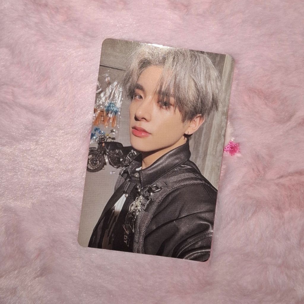 Photocard อย่างเป็นทางการ Jake Enhypen Manifesto Day One MDO อัลบั้ม pc gengmo เงินผม hd gang มอเตอร