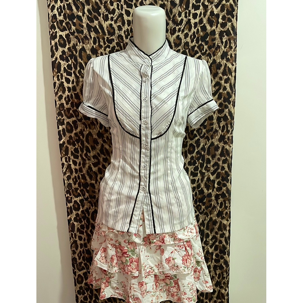 เสื้อเบลาส์ Y2K Pop Shirt