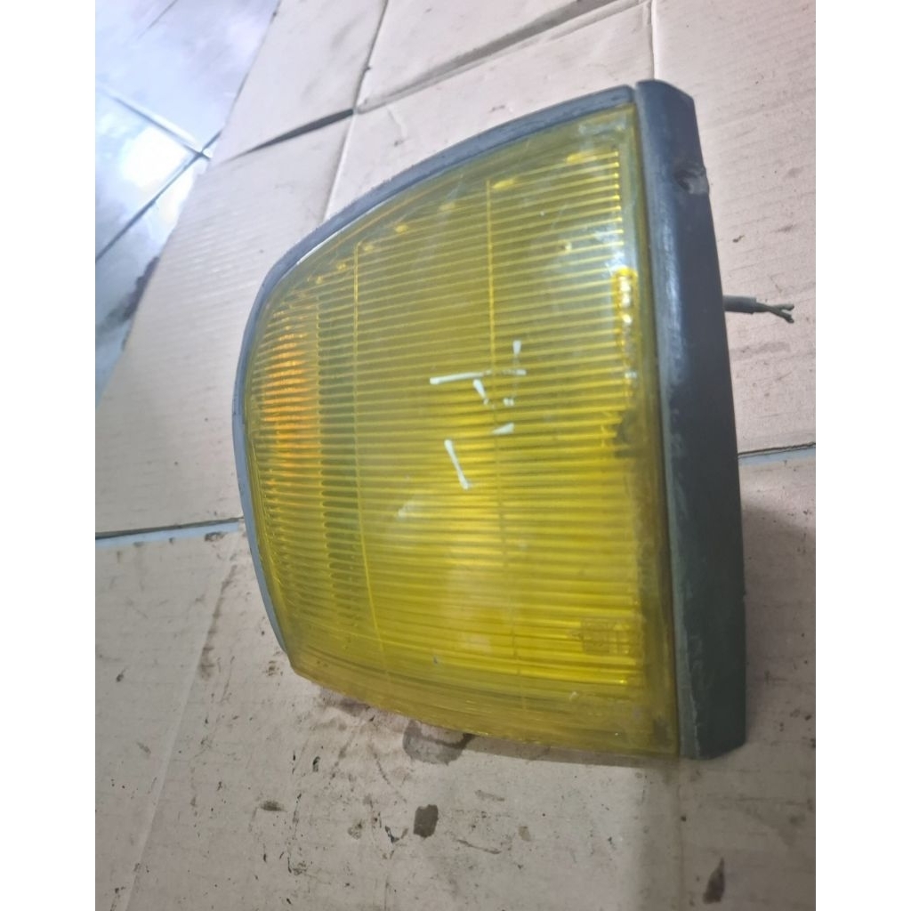 Mica โคมไฟไฟเลี้ยวมุมไฟหน้าซ้าย chade classy winner g102 cx g100 88-96