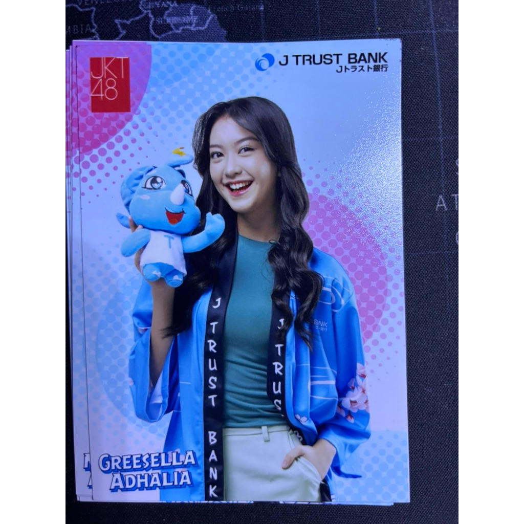 Photo Pack JKT48 x J Trust Bank