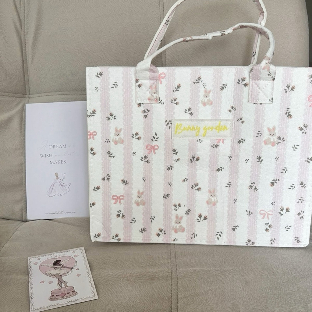 Mocorie - Mourdyla Multifunction coquette Bag / กระเป๋ามัลติฟังก์ชั่น coquette Ribbon Pink Rabbit Mo