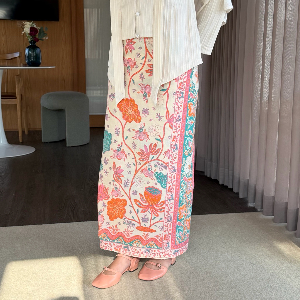 Wrap Skirt Batik Wrap Skirt - Puspita Series | เวลาดู