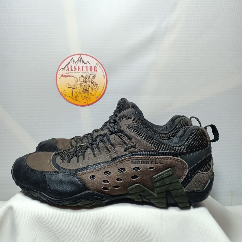 MERRELL Granite GORETEX Shoes with Vibram Sole Size 43 (preloved) SO3006-001