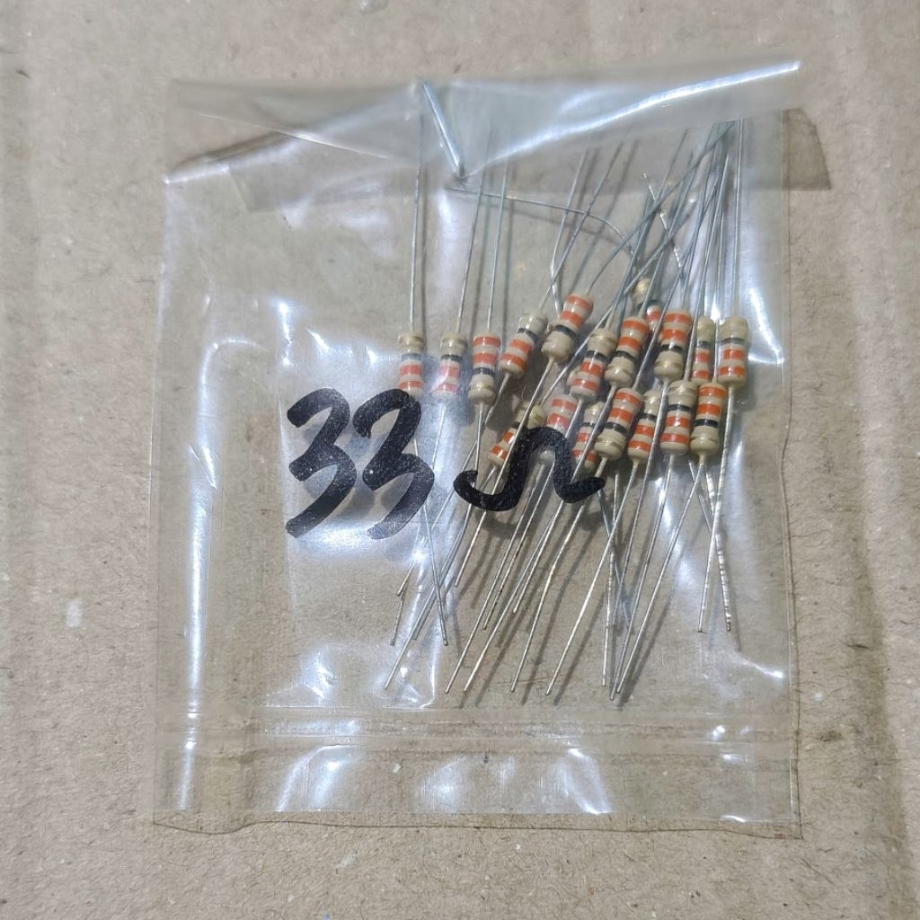 R 33 Ohm 0.25W ตัวต้านทาน 5 เปอร์เซ็นต์ 33Ohm 33R R Ohm 0.25 วัตต์ 20 ชิ้น