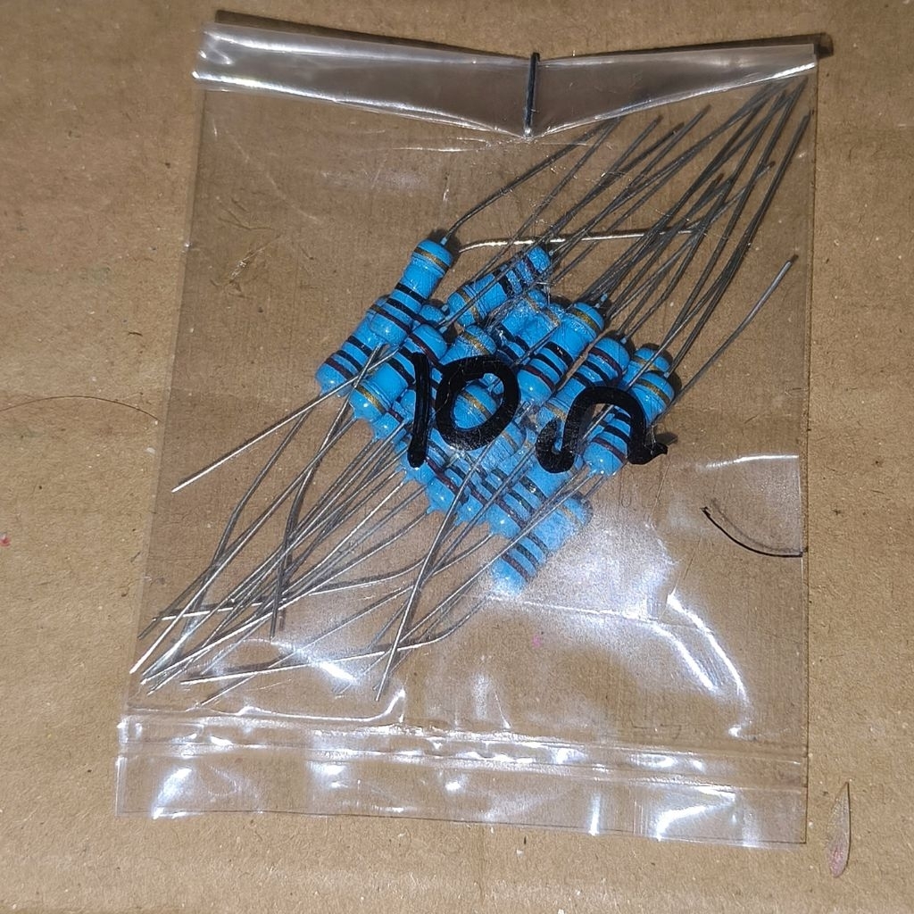 R 10 Ohm 0.5W 5 ตัวต้านทานเปอร์เซ็นต์ 10Ohm 10R Ohm 0.5 วัตต์ 20 ชิ้น