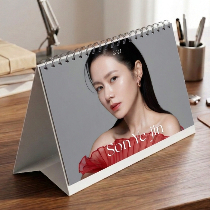 A&M ปฏิทินตั้งโต๊ะ Son Ye Jin 2027