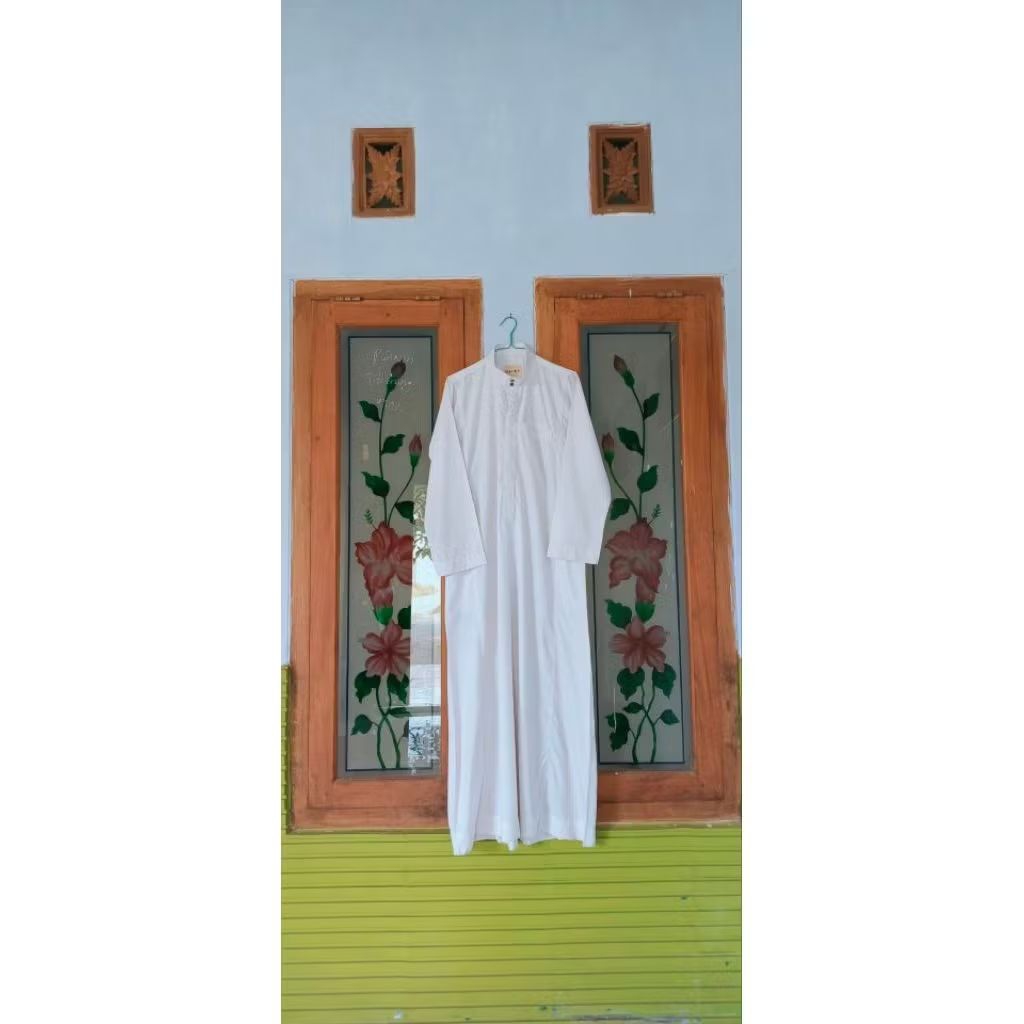 ผู้ชายสีขาว GAMIS PL BRAND DALWA